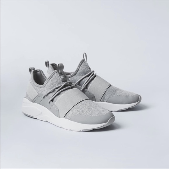 Fabletics Zuma Studio Grey Sneakers Shoes - Picture 1 of 9